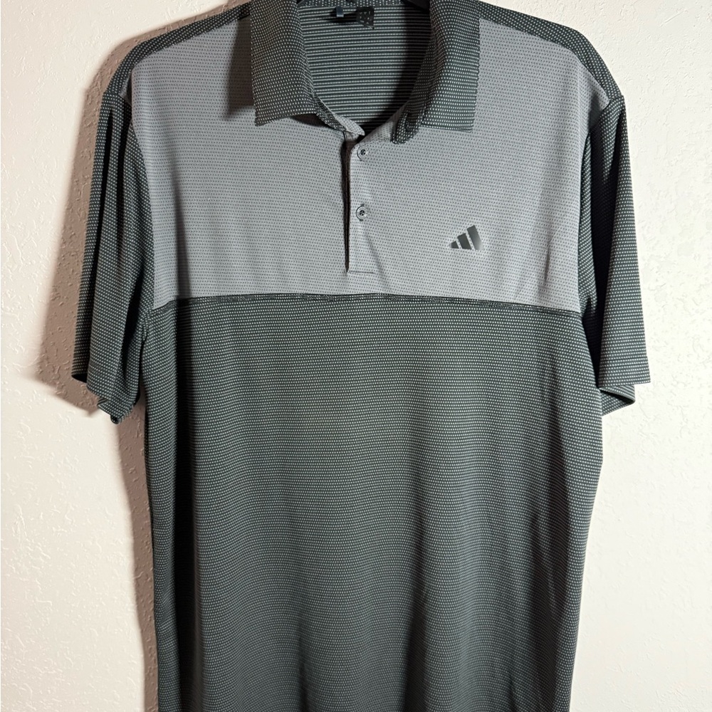 Men’s L Black and Gray Adidas Athletic Lightweight Breathable Short Sleeve Polo